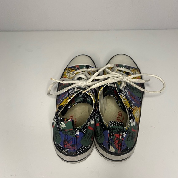 Twisted Women’s Converse shoes size 6.5 - Picture 2 of 6